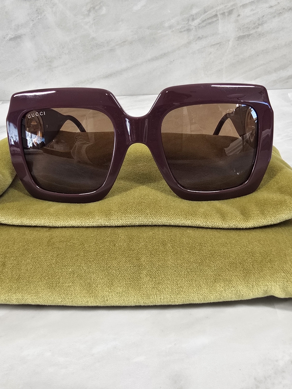 Gucci Oversized Square Sunglasses - NWOT